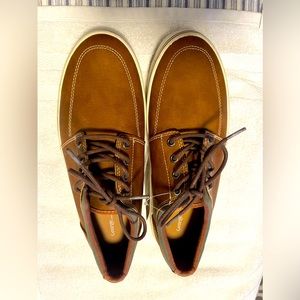 Men’s casual shoes